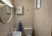 Local comercial en venta con 140m² en Badajoz foto