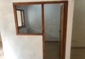 111m² commercial premises for sale in Tortosa, Avinguda de Cristòfol Colom photo