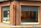 134m² commercial premises for sale in Deltebre photo