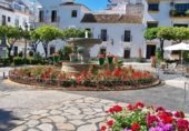 250m² building for sale in Estepona photo