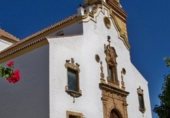250m² building for sale in Estepona photo