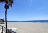 250m² building for sale in Estepona photo