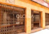 284m² commercial premises for sale in Ibi, Calle del Río photo
