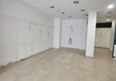 111m² commercial premises for rent in Torrelavega, Calle la Viña photo