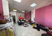 133m² commercial premises for sale in Herrera photo