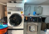 Lavanderia en traspaso con 80m² en Redondela foto