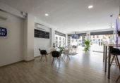 175m² locaux commerciaux pour location à Séville, dans le quartier de Docteur Barraquer-Grupo Renfe-Polyclinique photo