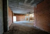 Local comercial en alquiler con 210m² en Cáceres, en la zona de Casa Plata foto