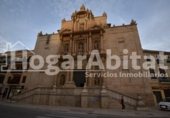 Edificio en venta con 625m² en Liria foto