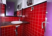 Local comercial en venta con 255m² en Cubelles, Carrer de la Pau foto