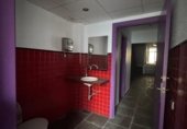 Local comercial en venta con 255m² en Cubelles, Carrer de la Pau foto