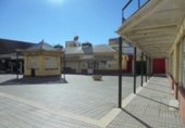 Local comercial
en venda
amb 1256m² a Jerez de la Frontera, Calle San Juan Bosco foto