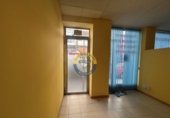 Local comercial en venta con 90m² en León, en la zona de Ventas, Mariano Andres foto