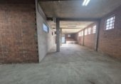 Local comercial
en lloguer
amb 577m² a El Carbayu foto