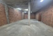 Local comercial
en lloguer
amb 577m² a El Carbayu foto