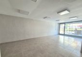Local comercial
en lloguer
amb 577m² a El Carbayu foto