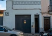Local comercial en alquiler con 115m² en Bonares, Calle Santa Justa 34 foto