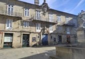 Local comercial
en venda
amb 165m² a Santiago de Compostel·la, Casco Historico foto