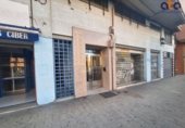 Local comercial en alquiler con 423m² en Valladolid, en la zona de Pajarillos Bajos foto