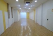 Local comercial en alquiler con 100m² en Manresa, en la zona de Vic - Remei, Carrer Infants foto