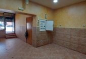 Local comercial en venta con 80m² en Madrid, en la zona de Pueblo Nuevo foto