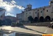 100m² commercial premises for rent in Santander photo