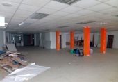 Local comercial en alquiler con 350m² en Santander foto