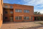 Edificio en venta con 953m² en Alcarràs, Carrer del Doctor Castells foto