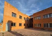 Edificio en venta con 953m² en Alcarràs, Carrer del Doctor Castells foto