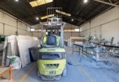 Nave Industrial en venta con 241m² en Atarfe, Polígono Ue-I/3 foto