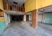 449m² locaux commerciaux pour vente à Oviède, dans le quartier de Pumarín, Calle Isla de Cuba photo