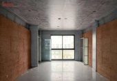 250m² locaux commerciaux pour vente à Saint-Jacques-de-Compostelle, dans le quartier de A Raxeira, Rúa de Lisboa photo