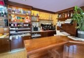 276m² cafétéria pour vente à Tarrasa, Carrer de Mossèn Tatcher photo