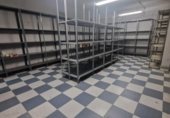 319m² warehouse for sale in Madrid, in the area of Simancas, Calle de Julián Camarillo photo