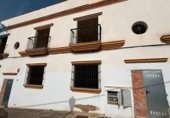 752m² building for sale in Bornos, Avenida Diputación photo