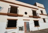 752m² building for sale in Bornos, Avenida Diputación photo