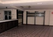 Local comercial en venta con 170m² en Tarragona, Carrer d'Orosi foto