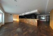 Local comercial en venta con 393m² en Pradoluengo, Calle Maestro Gonzalo Arenal foto