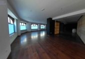 Local comercial en venta con 393m² en Pradoluengo, Calle Maestro Gonzalo Arenal foto
