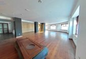 Local comercial en venta con 393m² en Pradoluengo, Calle Maestro Gonzalo Arenal foto