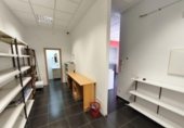 Local comercial
en venda
amb 66m² a Sant Sebastià, Calle Adarra foto