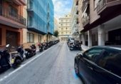 Local comercial en venta con 90m² en Benidorm, Calle del Mercat foto