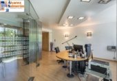 256m² offices for sale in Granada, in the area of Neighborhood of the Virgin, paseo del salon photo