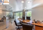 256m² offices for sale in Granada, in the area of Neighborhood of the Virgin, paseo del salon photo