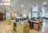 256m² offices for sale in Granada, in the area of Neighborhood of the Virgin, paseo del salon photo