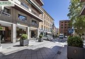 266m² commercial premises for sale in Granada, in the area of San Matías, Calle Jazmín de San Matías photo