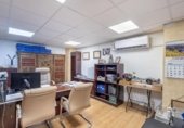 159m² commercial premises for sale in Granada, in the area of The Manigua, Plaza del Carmen photo