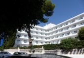 135m² locaux commerciaux pour vente à Salou, Carrer de Serafí Pitarra photo
