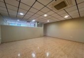 Local comercial en venta con 94m² en Benidorm, Paseo de las Acacias foto