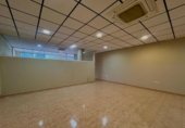 Local comercial en venta con 94m² en Benidorm, Paseo de las Acacias foto